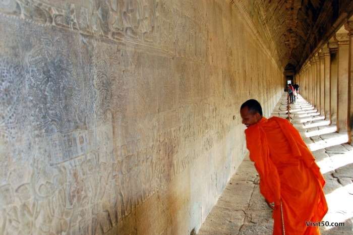 Buddhist monk explores Angkor Wat